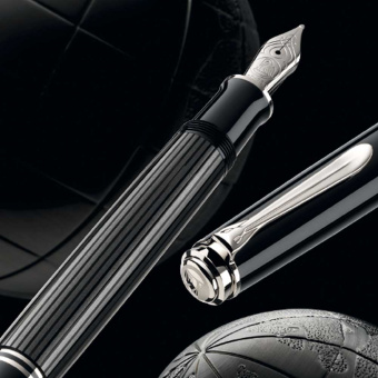 Pelikan Souverän M605 Stresemann fountain pen F - fine