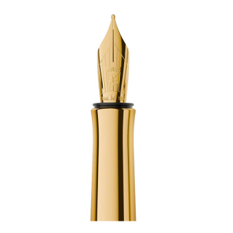 Graf von Faber-Castell Bloom 14k hornbeam Fountain pen 