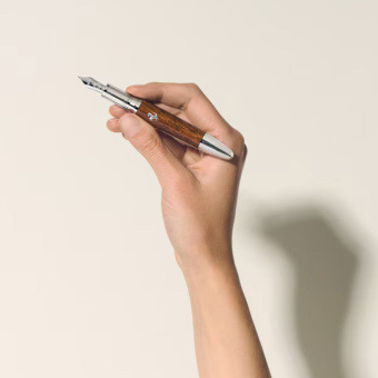 Montblanc Meisterstück Great Masters Ferrari Classica Fountain pen