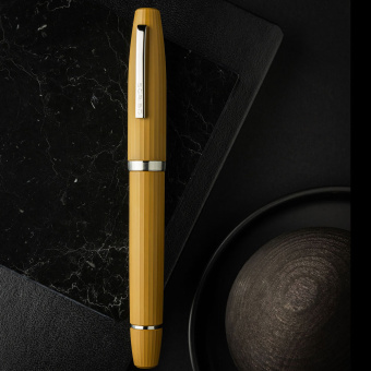 SCRIBO Flow Forma Kolbenfüllhalter 